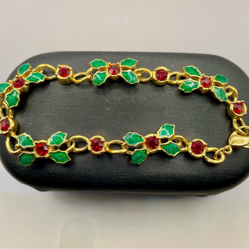 Vintage Avon 1996 Holiday Enamel Holly, Green, Red, and Green Bracelet. 8 inch